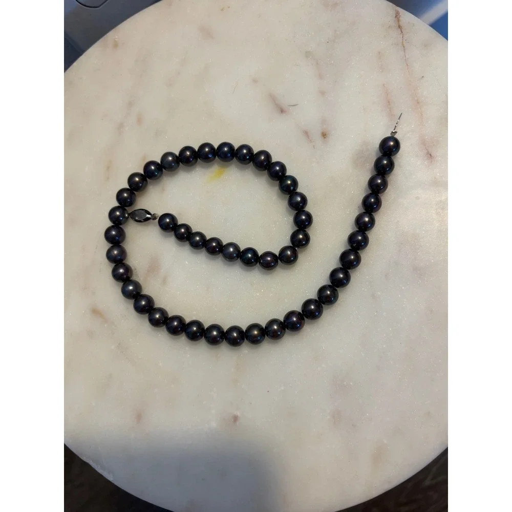 TahitiaBlack Pearl Strand Necklace Hand Knotted Iridescent Filigree Clasp